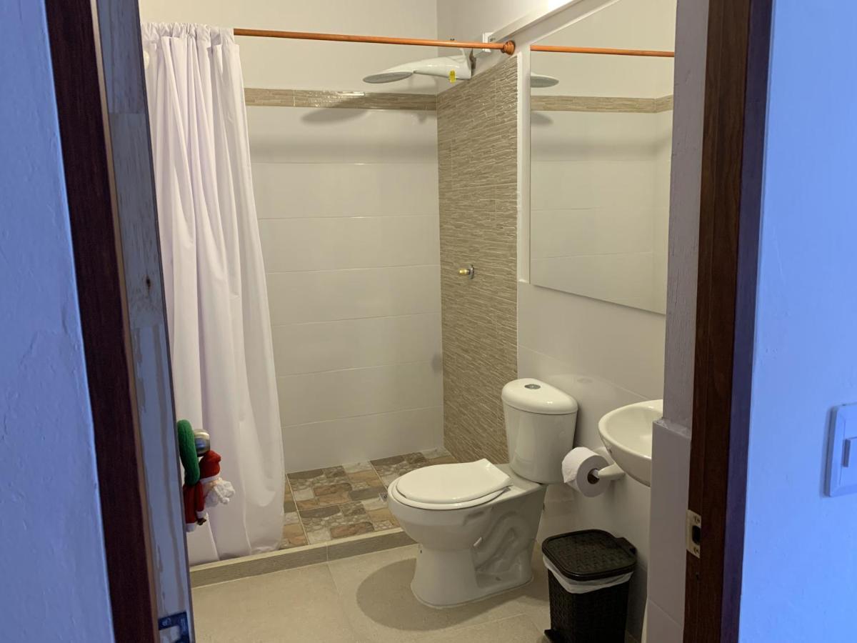 Hostal Home Sant Angelo 莱瓦镇 外观 照片