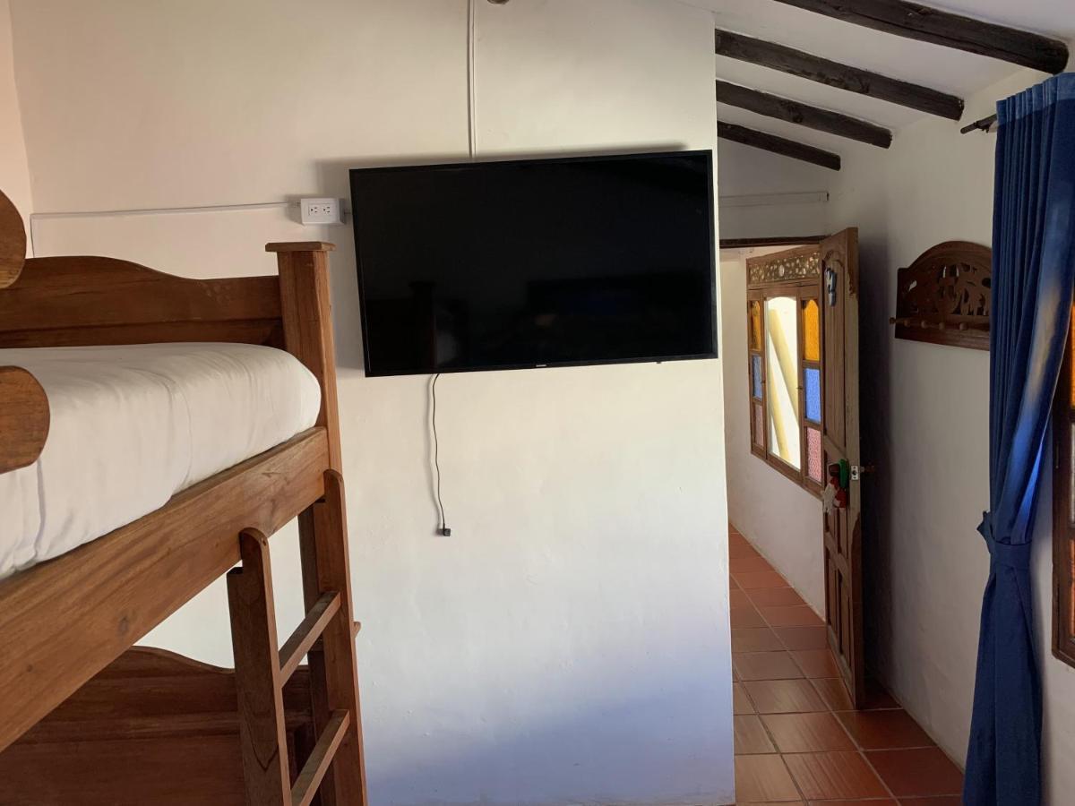 Hostal Home Sant Angelo 莱瓦镇 外观 照片