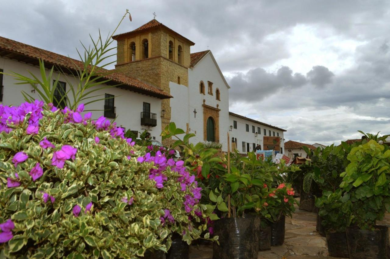 Hostal Home Sant Angelo 莱瓦镇 外观 照片